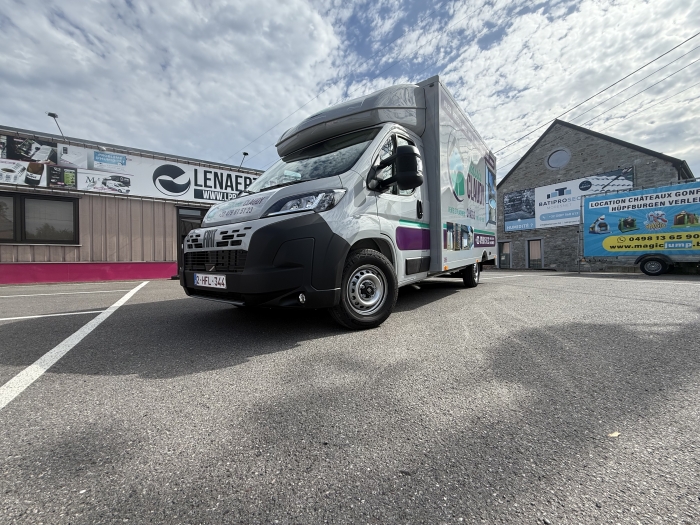 Lettrage d'une remorque pour KL location