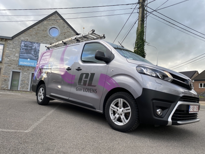 Lettrage pour les Petites Grenouilles