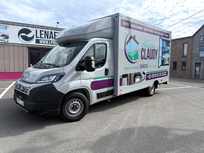 Lettrage d'une remorque pour KL location